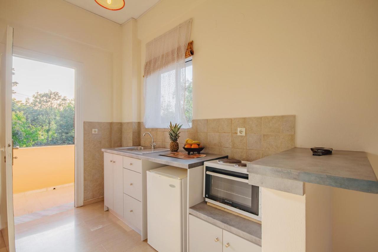 Villa Rosa Apartments Gouvia Ngoại thất bức ảnh