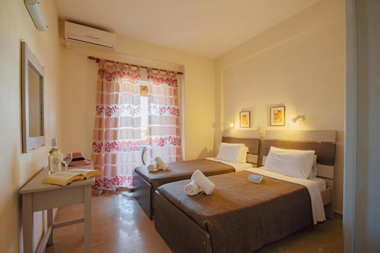 Villa Rosa Apartments Gouvia Ngoại thất bức ảnh
